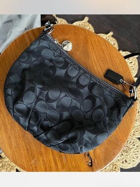 Coach Signature Crossbody Bag Like New